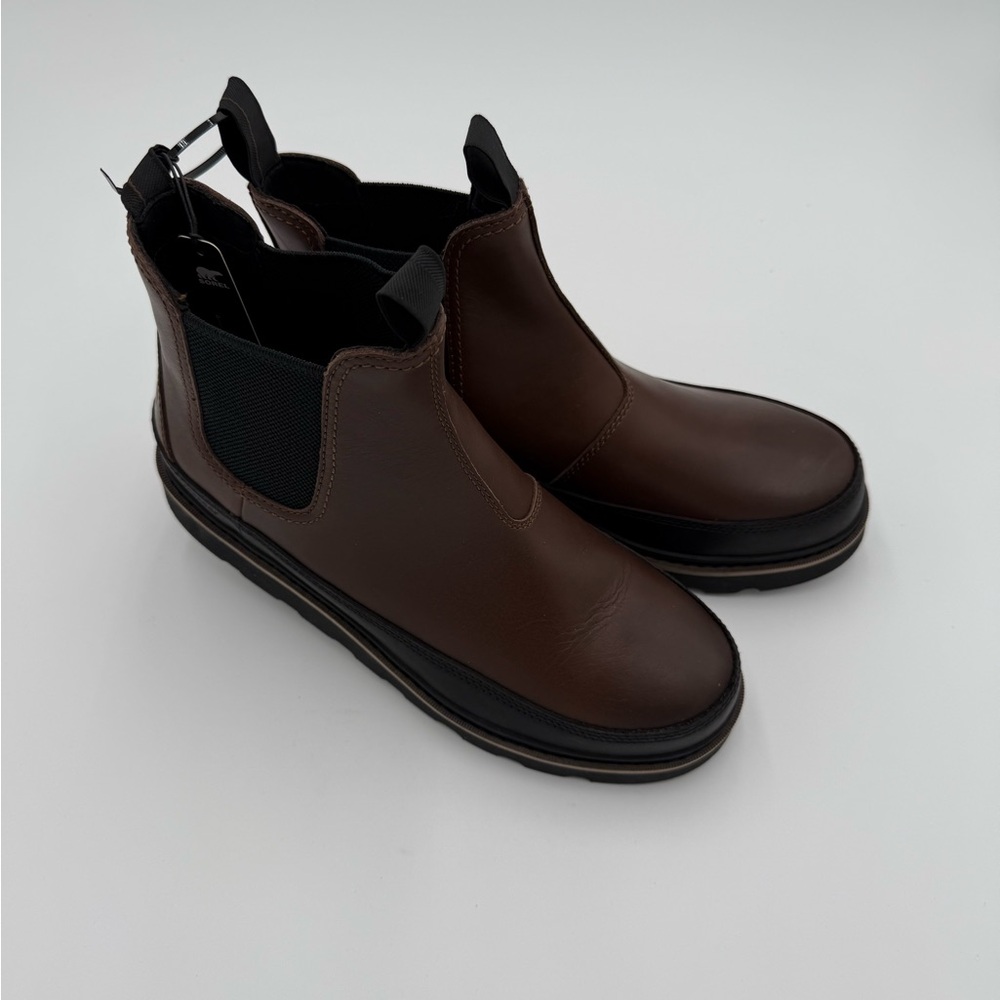 Sorel Brown Chelsea Boots with Elastic Panels